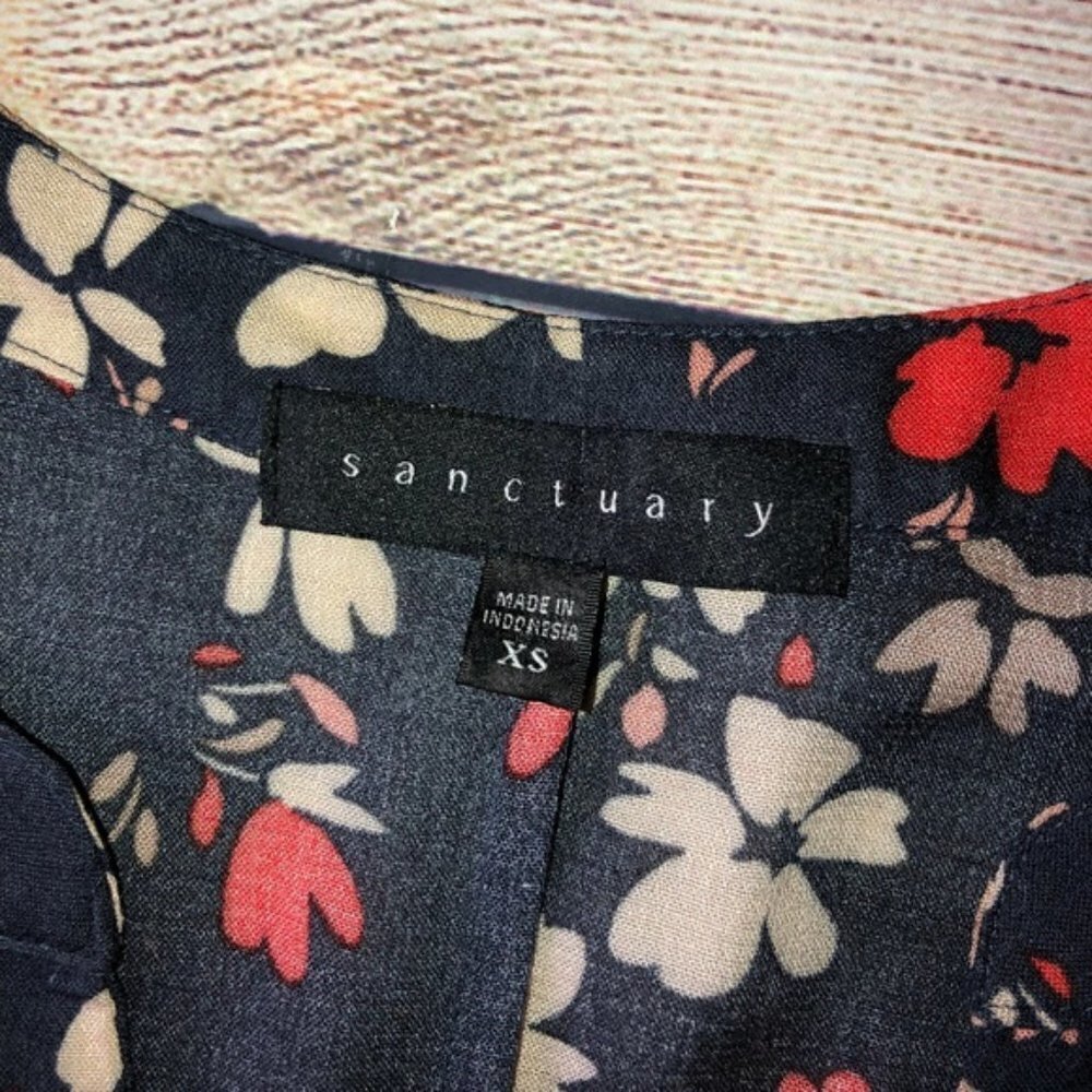 Sanctuary Floral Print Sleeveless Blouse Size S - Picture 2 of 6
